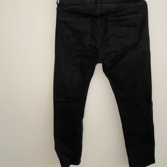 Everlane black jeans, straight cut. - Picture 2 of 3
